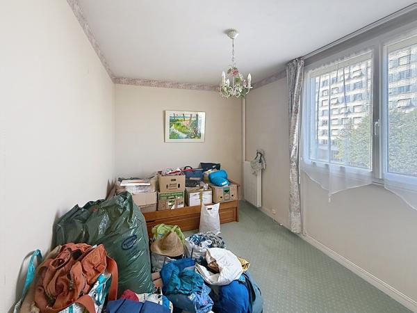 À vendre - Appartement, 6 pièces situé à Tours (37000)