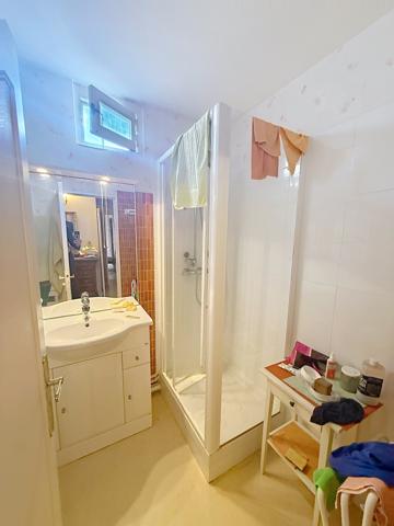 À vendre - Appartement, 6 pièces situé à Tours (37000)