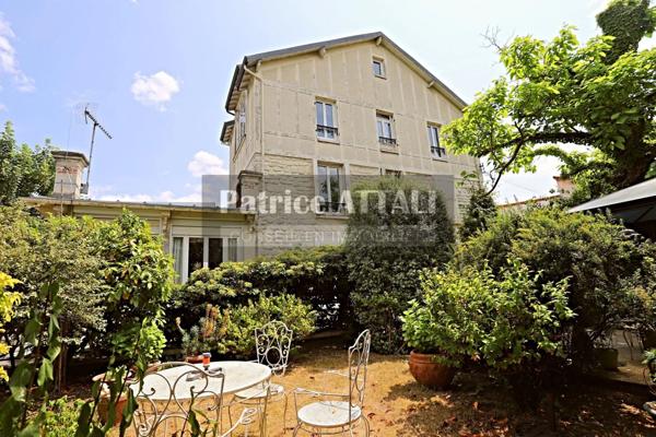 Vente Maison 12 pièces 420 m2 à Saint-Maur-des-Fossés