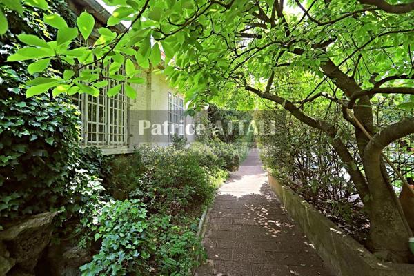 Vente Maison 12 pièces 420 m2 à Saint-Maur-des-Fossés