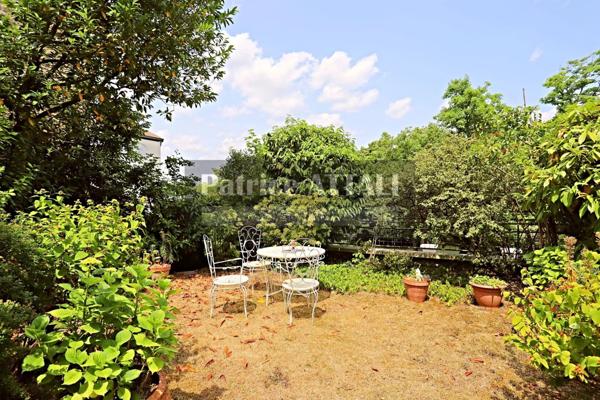 Vente Maison 12 pièces 420 m2 à Saint-Maur-des-Fossés