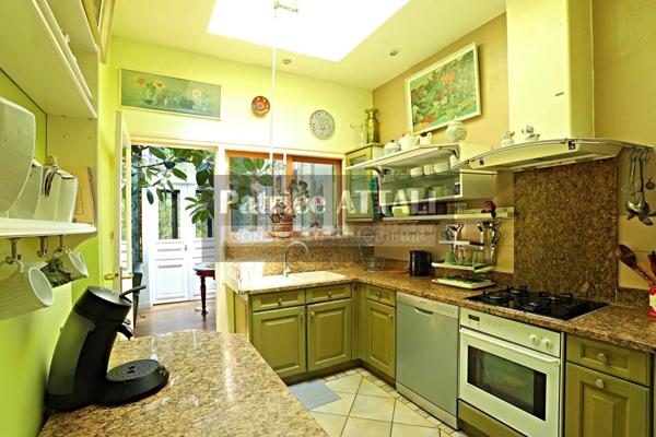 Vente Maison 12 pièces 420 m2 à Saint-Maur-des-Fossés