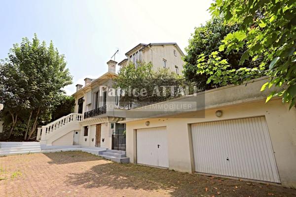 Vente Maison 12 pièces 420 m2 à Saint-Maur-des-Fossés