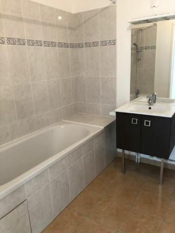 Appartement à louer    3 pièces •  Tours