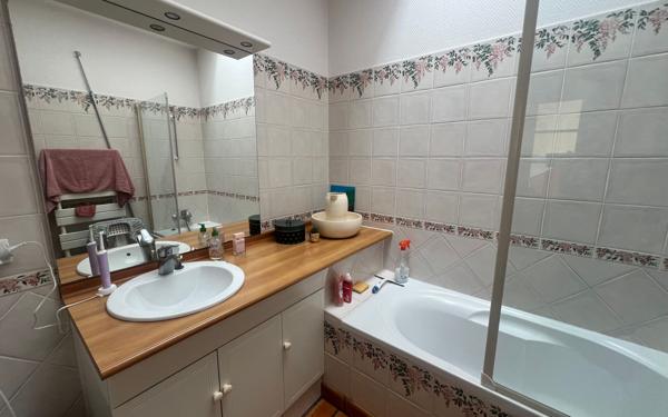 Maison à vendre    5 pièces • 157,20 m2 Meschers-sur-Gironde