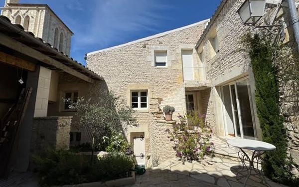 Maison à vendre    5 pièces • 157,20 m2 Meschers-sur-Gironde