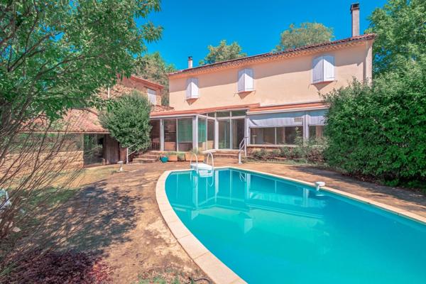 Propriété en Cévennes avec gîtes