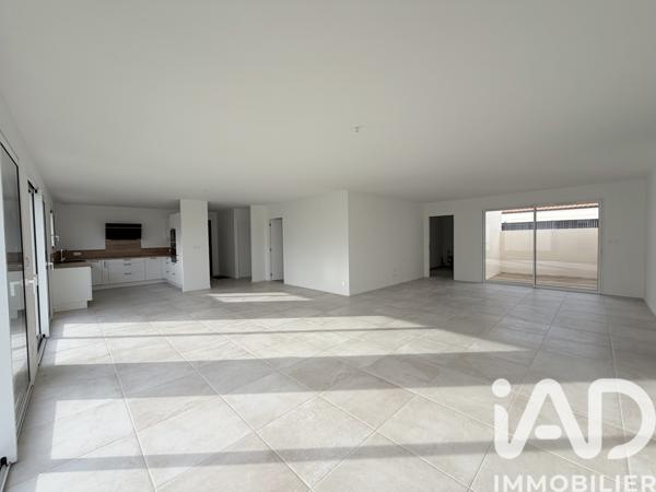 Maison à vendre 6 pièces 149 m² Médis