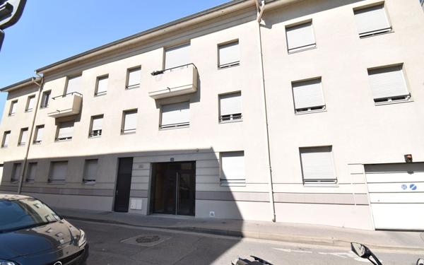 Appartement à vendre    2 pièces • 42,33 m2 Saint-Fons