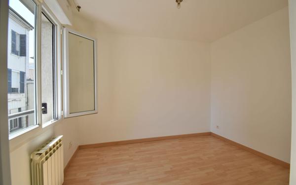 Appartement à vendre    2 pièces • 42,33 m2 Saint-Fons