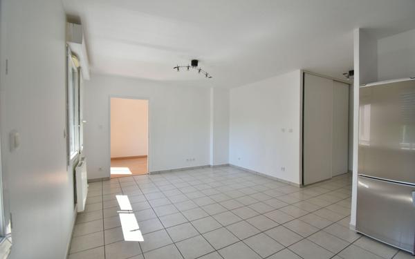 Appartement à vendre    2 pièces • 42,33 m2 Saint-Fons