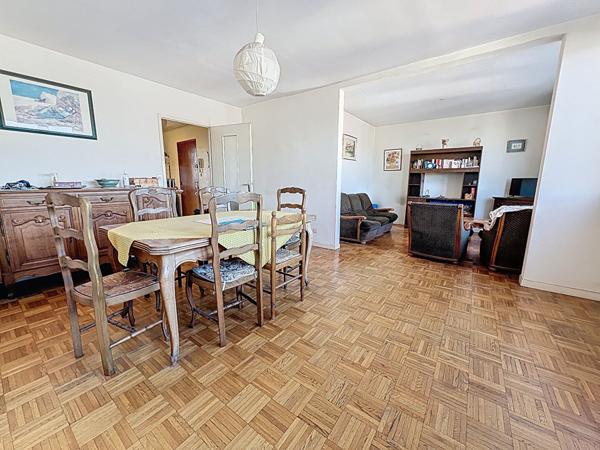 Valence Sud, le Baudelaire, Appartement T4 de 78m² avec loggia, cave et parking.