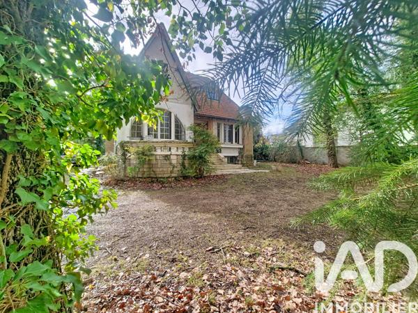 Maison à vendre 7 pièces 145 m² Saint-Fargeau-Ponthierry