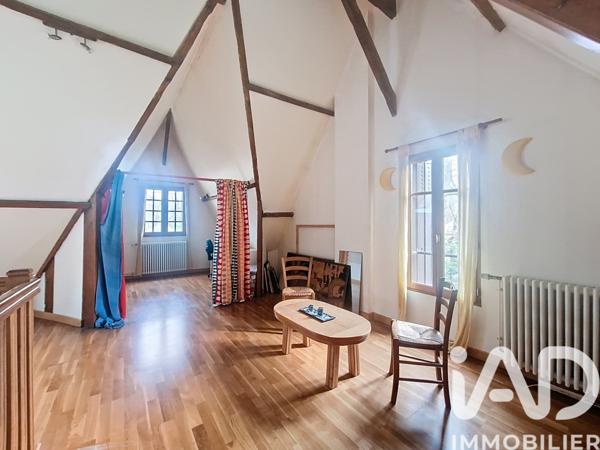 Maison à vendre 7 pièces 145 m² Saint-Fargeau-Ponthierry