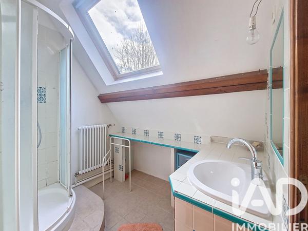 Maison à vendre 7 pièces 145 m² Saint-Fargeau-Ponthierry