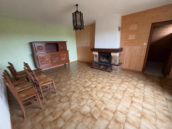 Maison à Carrouges, 61320 - 6 pièces 130m²