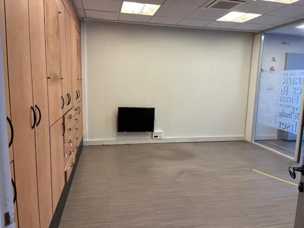 Bureau à vendre à Champforgeuil (71530)