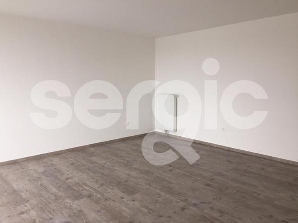 Location 2 Pieces 47 59000 Lille 19 0357 01 0014