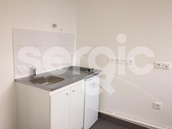 Location 2 Pieces 47 59000 Lille 19 0357 01 0014