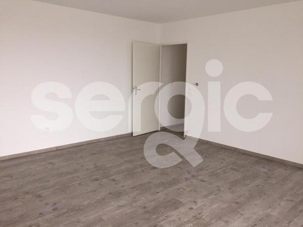 Location 2 Pieces 47 59000 Lille 19 0357 01 0014