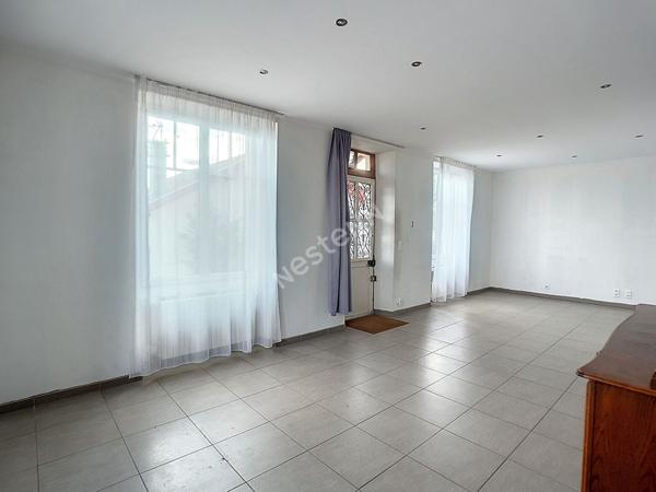 A vendre PAU Saint-Dominique Maison de 4 chambres avec double garage - quartier recherché