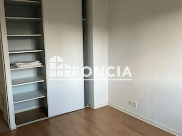 Location Appartement 3 pièces 63 m² - 3 H RUE DU PARC DES SPORTS DE LUDUGRIS Quimper 29000