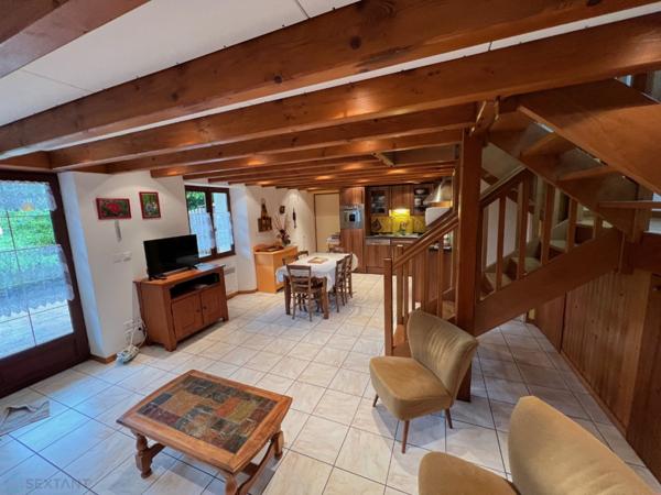 Une longère et ses deux gîtes en pays Mellois