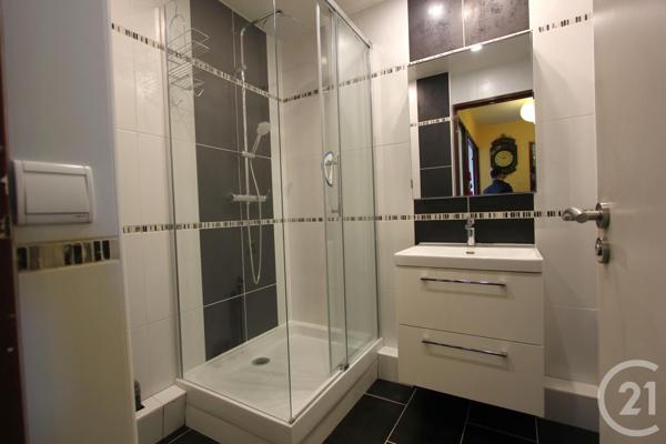 Appartement F5 à vendre  5 pièces - 82,32 m2 ST MICHEL SUR ORGE - 91