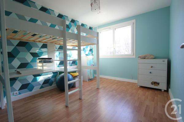 Appartement F5 à vendre  5 pièces - 82,32 m2 ST MICHEL SUR ORGE - 91