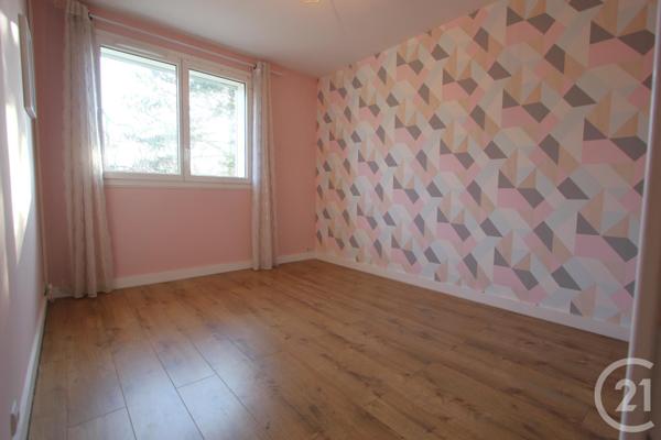 Appartement F5 à vendre  5 pièces - 82,32 m2 ST MICHEL SUR ORGE - 91