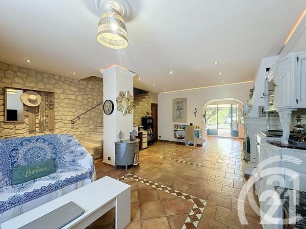 Maison à vendre  4 pièces - 98 m 2   CAVAILLON  - 84