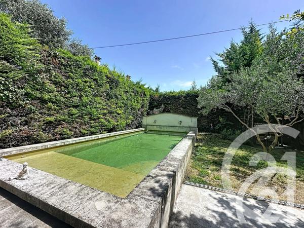 Maison à vendre  4 pièces - 98 m 2   CAVAILLON  - 84