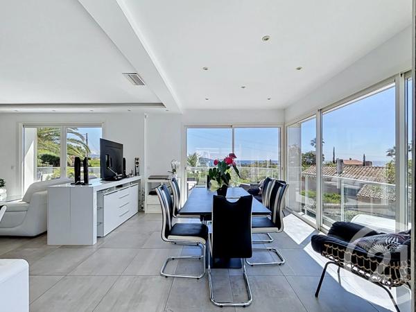 Maison à vendre  7 pièces - 197,82 m 2   ST AYGULF  - 83