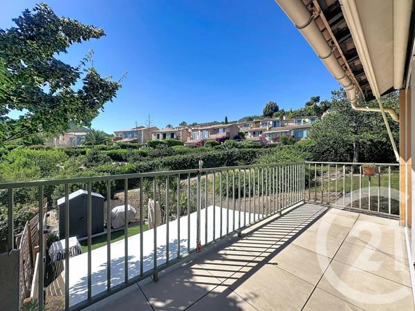 Appartement F2 à vendre  2 pièces - 45,89 m 2   THEOULE SUR MER  - 06