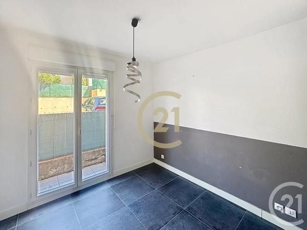 Appartement T2 à vendre  2 pièces - 38,72 m 2   CANNES LA BOCCA  - 06