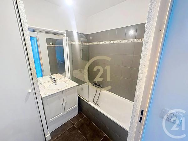 Appartement T2 à vendre  2 pièces - 38,72 m 2   CANNES LA BOCCA  - 06