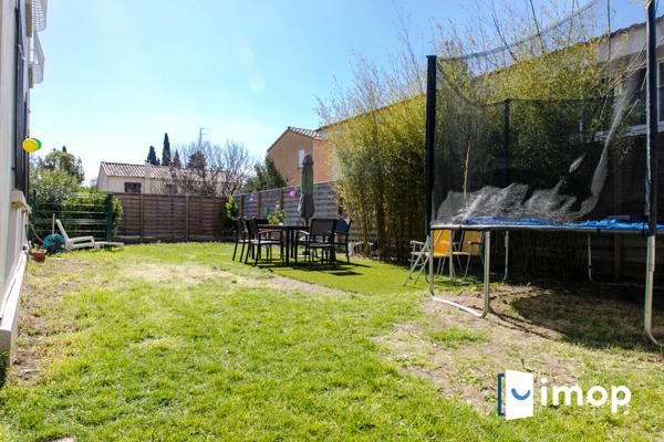 Maison familiale de 247 m² avec 3 logements indépendants, jardin et garage