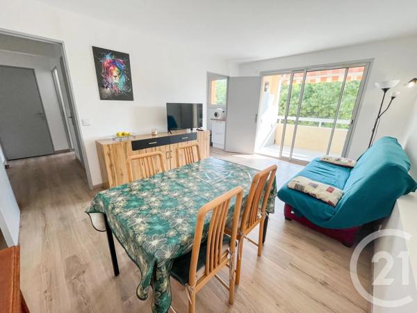 Appartement T2 à vendre  2 pièces - 41 m 2   CAVALAIRE SUR MER  - 83