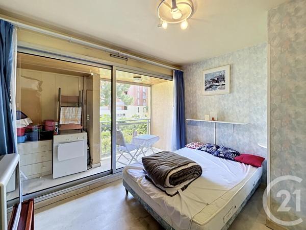 Appartement T2 à vendre  2 pièces - 41 m 2   CAVALAIRE SUR MER  - 83