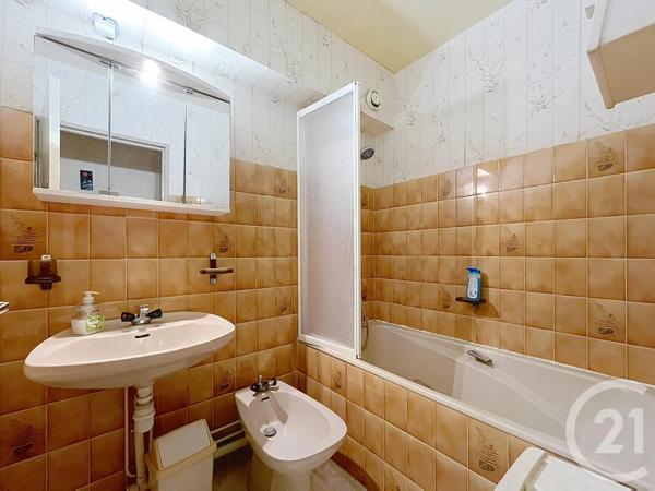 Appartement T2 à vendre  2 pièces - 41 m 2   CAVALAIRE SUR MER  - 83
