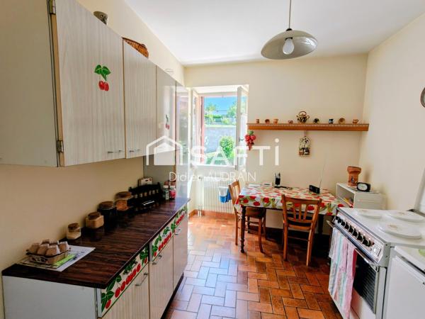 Maison 77 m 2 avec jardin, terrasse, et garage