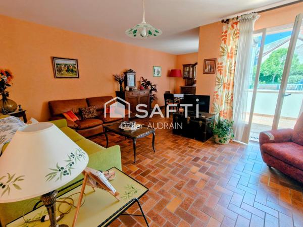 Maison 77 m 2 avec jardin, terrasse, et garage