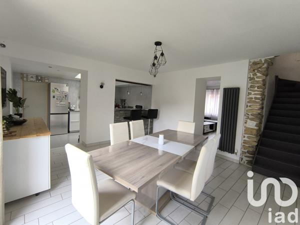 House for sale 4 rooms 90 m² Fosses