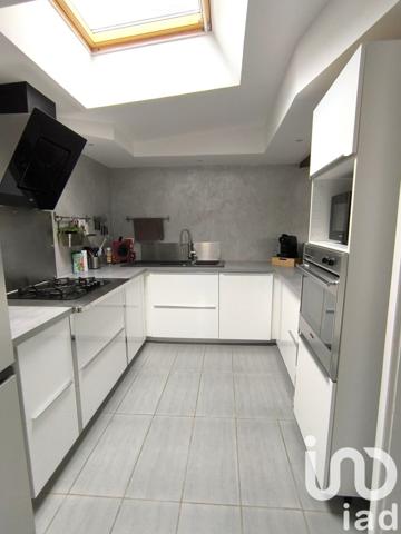 House for sale 4 rooms 90 m² Fosses