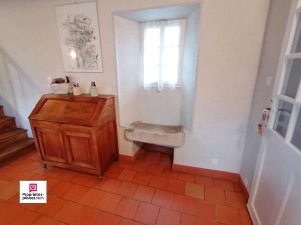 ARGENTAN (61200) charmante maison en pierres, 220 m2 environ, 3 chambres, Prix 292 600 honoraires 4,5 % inclus à la charge de l'acquéreur, soit 280 000 hors honoraires