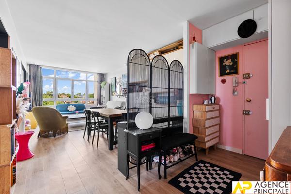 Appartement Maisons Laffitte 5 pièce(s)69 m2 - ascenseur - dernier étage €398 000 ** - Référence 13036