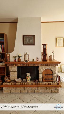 Maison à vendre 5 pièces à CHARRON (17)