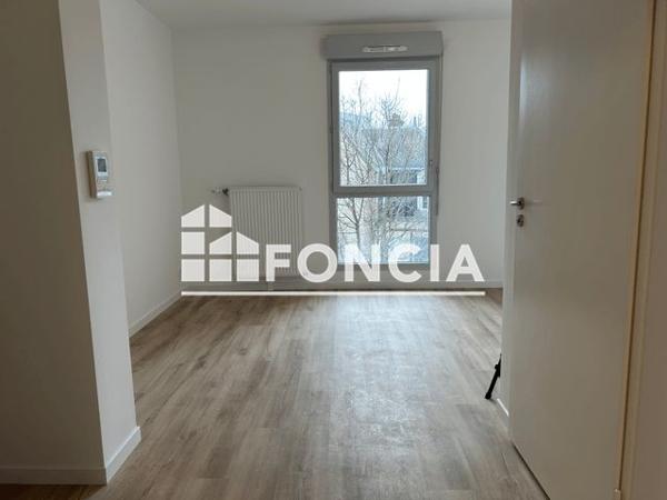 Location Studio 24.3 m² - 2/8 RUE COLONEL FABIEN RUE DU MOULIN BRULE Reims 51100