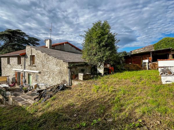 Maison 125m² sur 695m² de terrain – CLEMENSAT