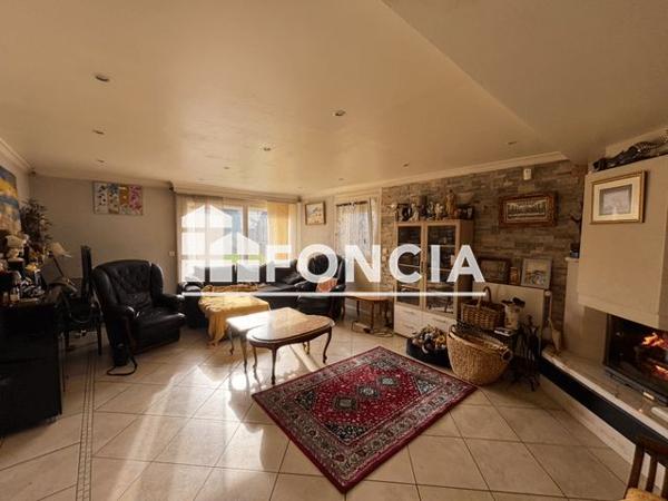 À vendre Maison 7 pièces 166 m² - Rosny-sur-seine 78710